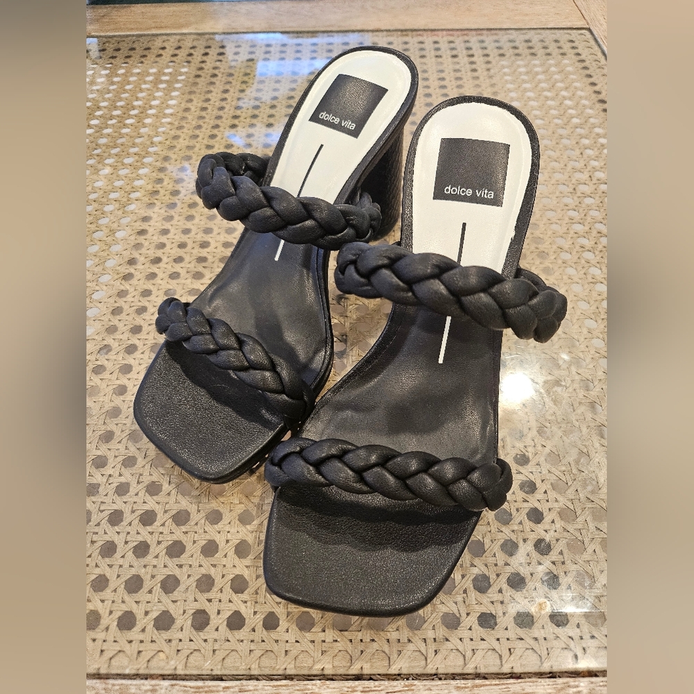 Dolce Vita size 5.5 black heels